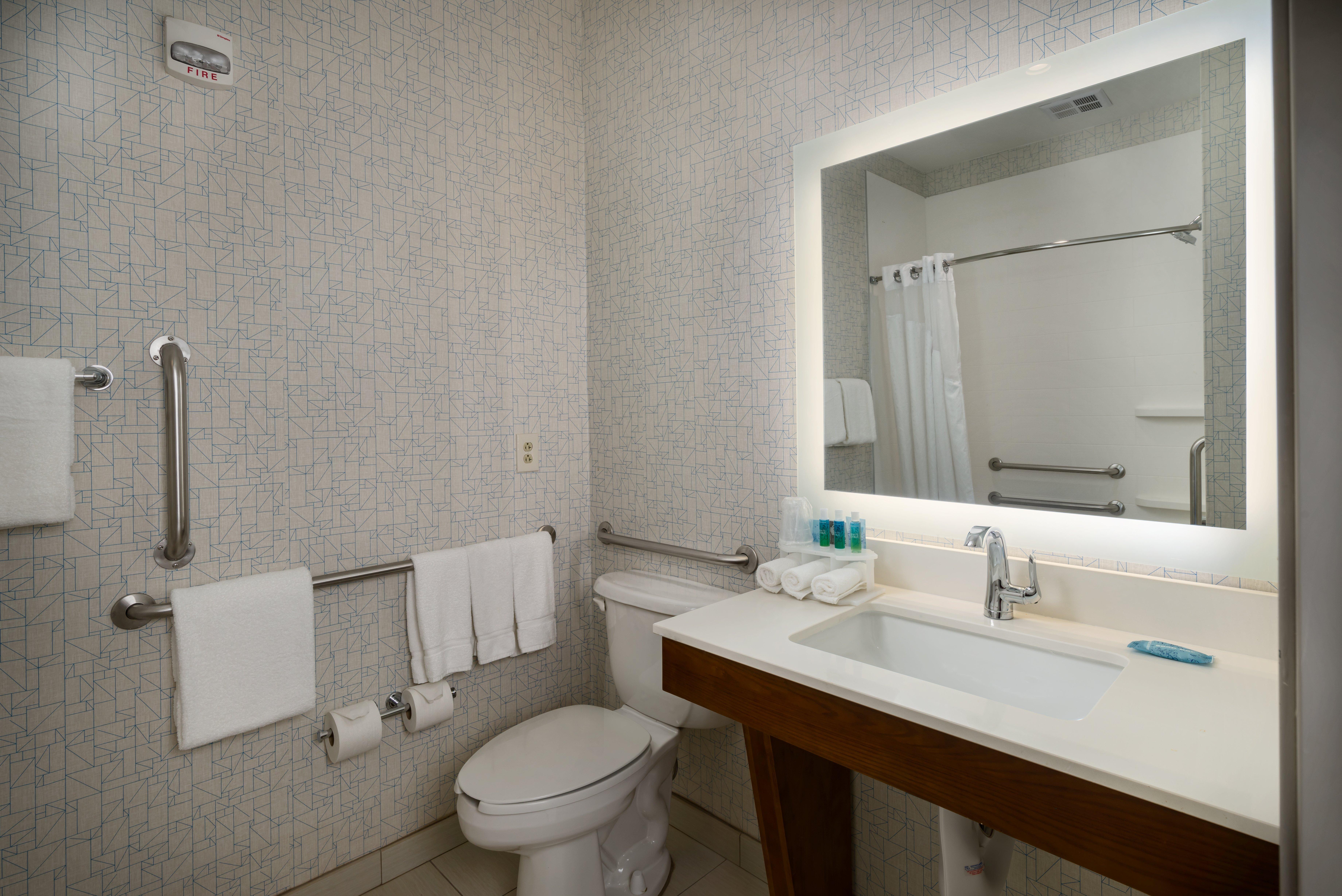 Holiday Inn Express Lawrence By Ihg Exterior foto