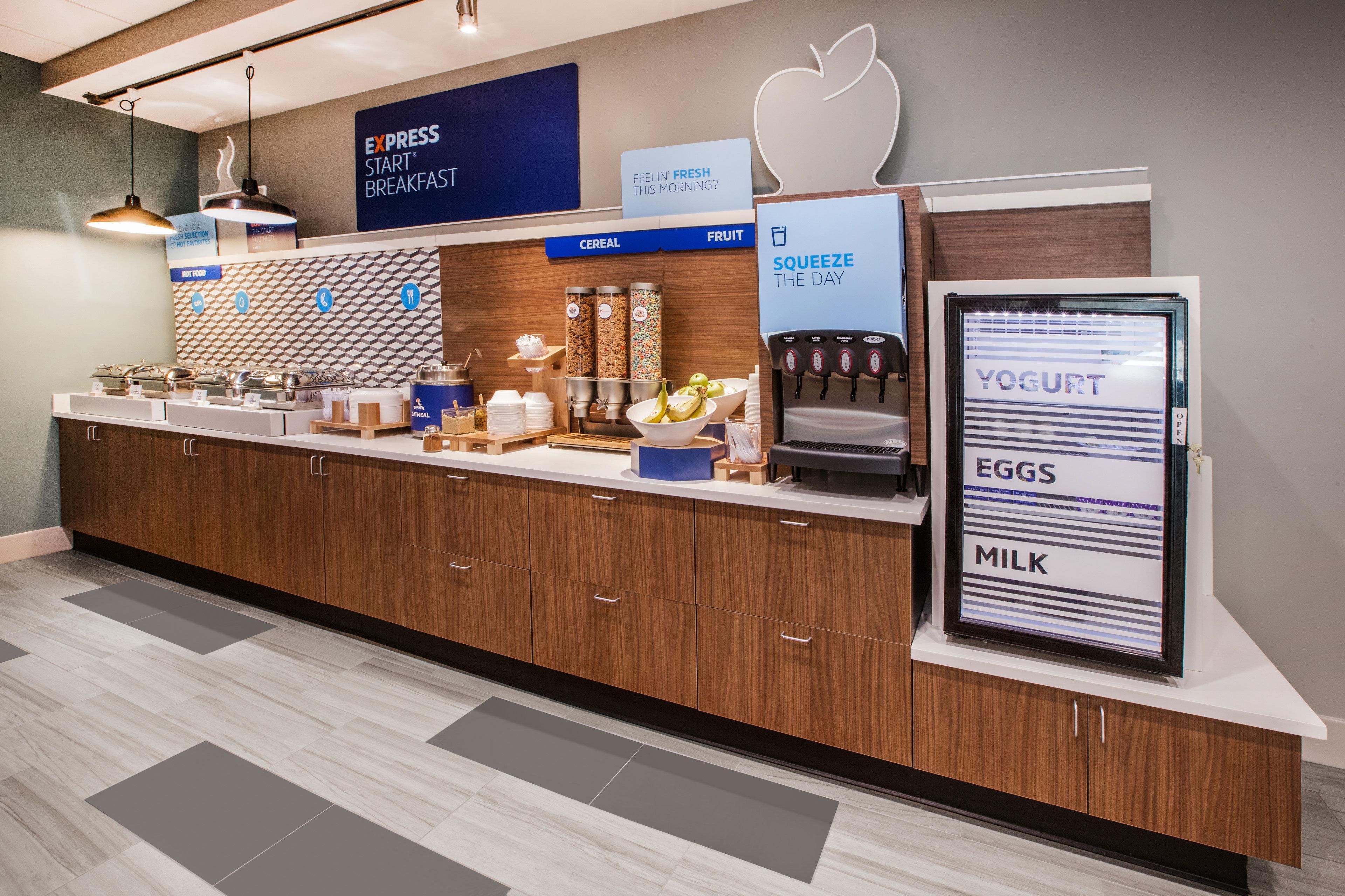 Holiday Inn Express Lawrence By Ihg Exterior foto