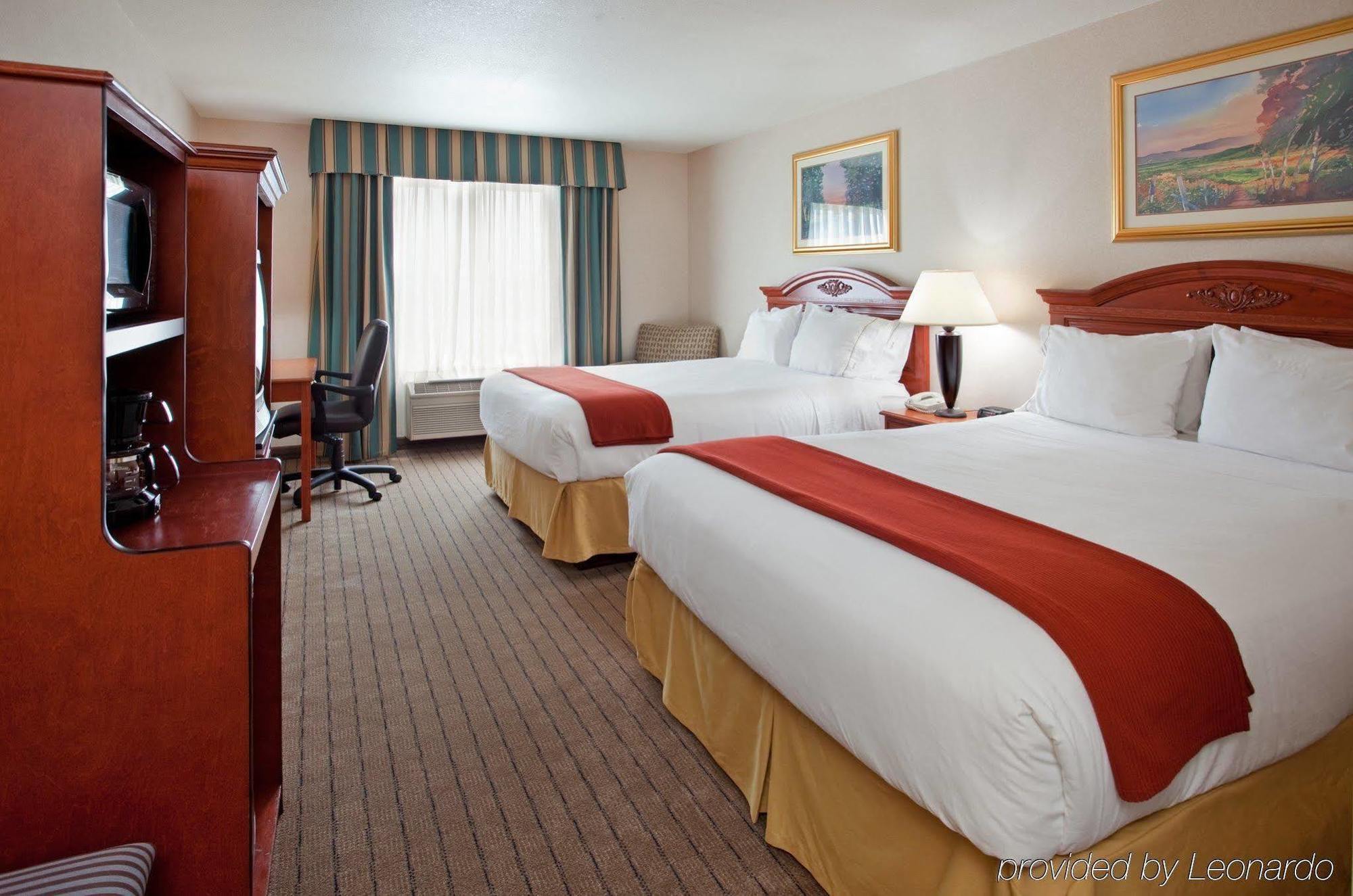 Holiday Inn Express Lawrence By Ihg Exterior foto