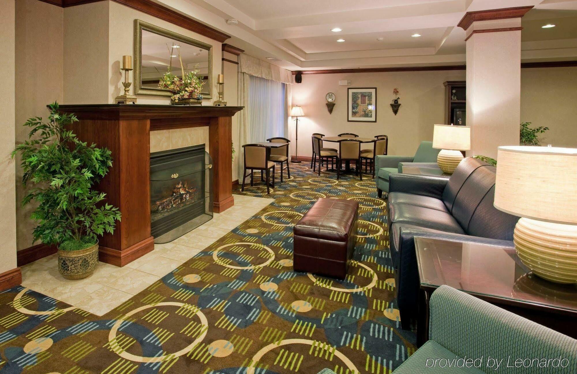 Holiday Inn Express Lawrence By Ihg Exterior foto